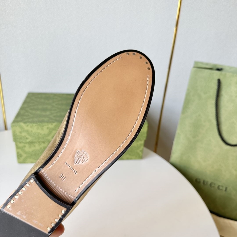 Gucci Flat Shoes